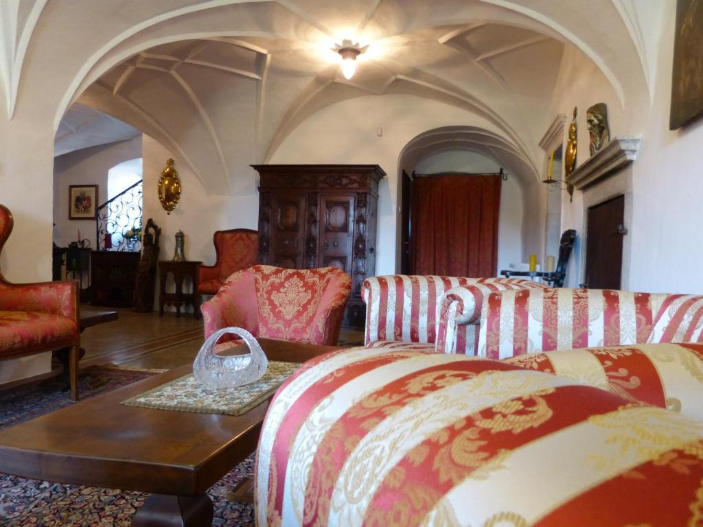 Apartments Schloss Paschbach Appiano Sulla Strada Del Vino Zewnętrze zdjęcie