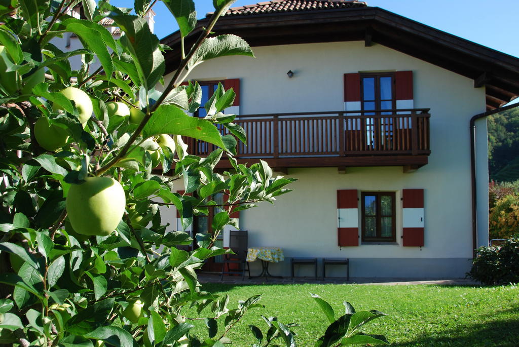 Apartments Schloss Paschbach Appiano Sulla Strada Del Vino Pokój zdjęcie