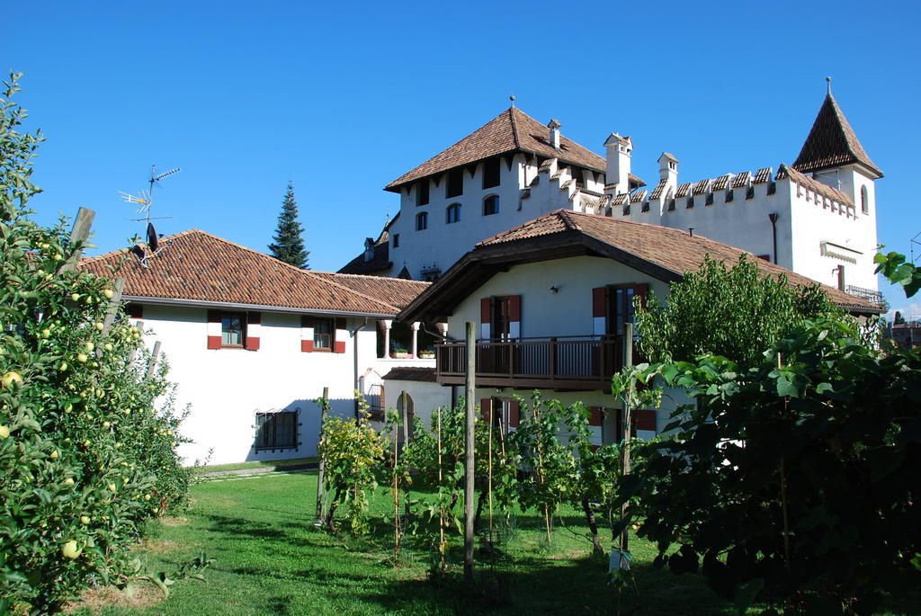 Apartments Schloss Paschbach Appiano Sulla Strada Del Vino Pokój zdjęcie