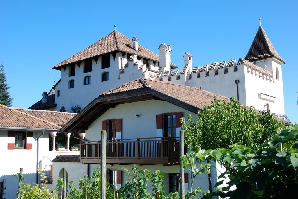 Apartments Schloss Paschbach Appiano Sulla Strada Del Vino Pokój zdjęcie