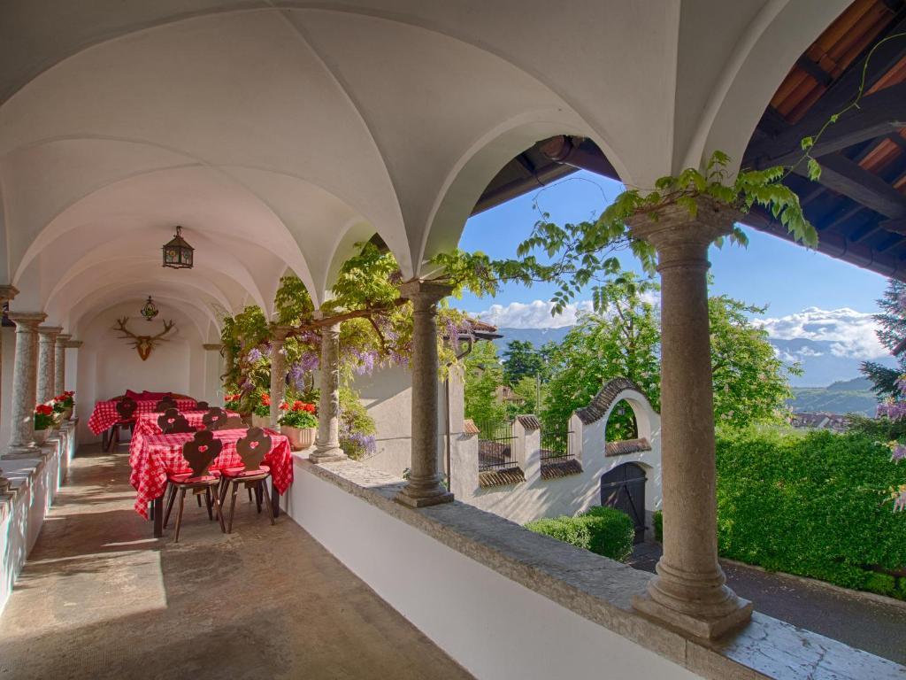 Apartments Schloss Paschbach Appiano Sulla Strada Del Vino Zewnętrze zdjęcie