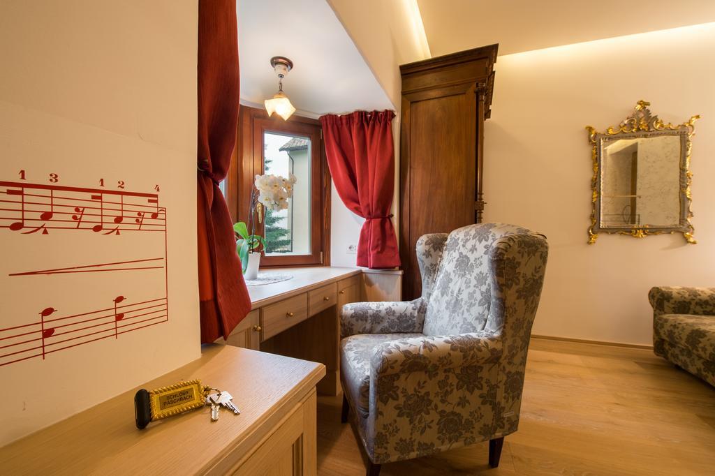 Apartments Schloss Paschbach Appiano Sulla Strada Del Vino Zewnętrze zdjęcie